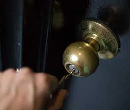 Keller TX Locksmith Store Keller, TX 817-864-1134 - Key-Broke-In-Lock